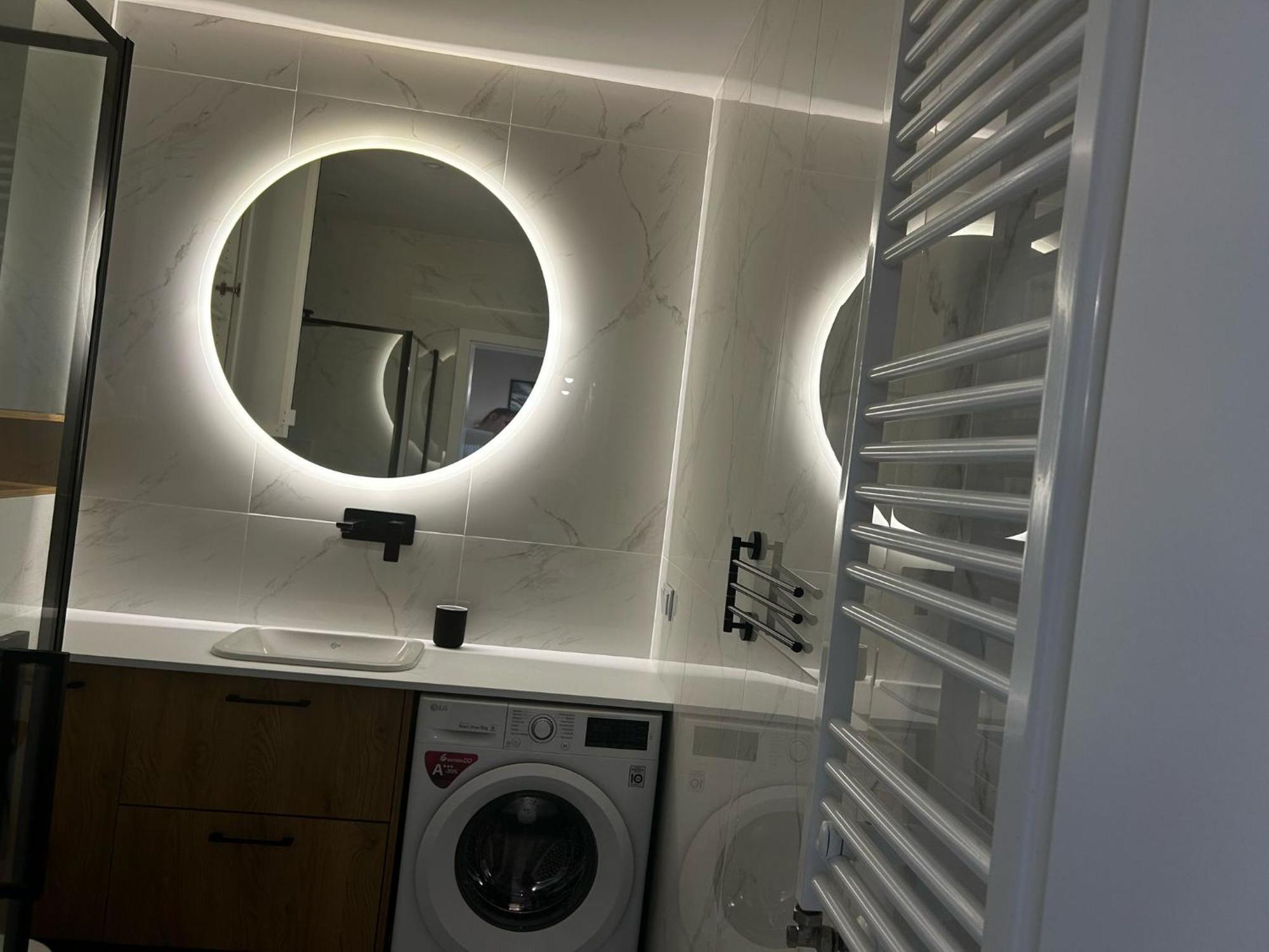 Apartment Luksusowy Z Parkingiem I Klimatyzacja W Samym Centrum Wroclawia